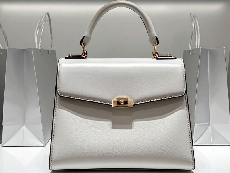 Daftar Harga Taksiran Gadai Tas Branded di Jakarta dari LV hingga Chanel